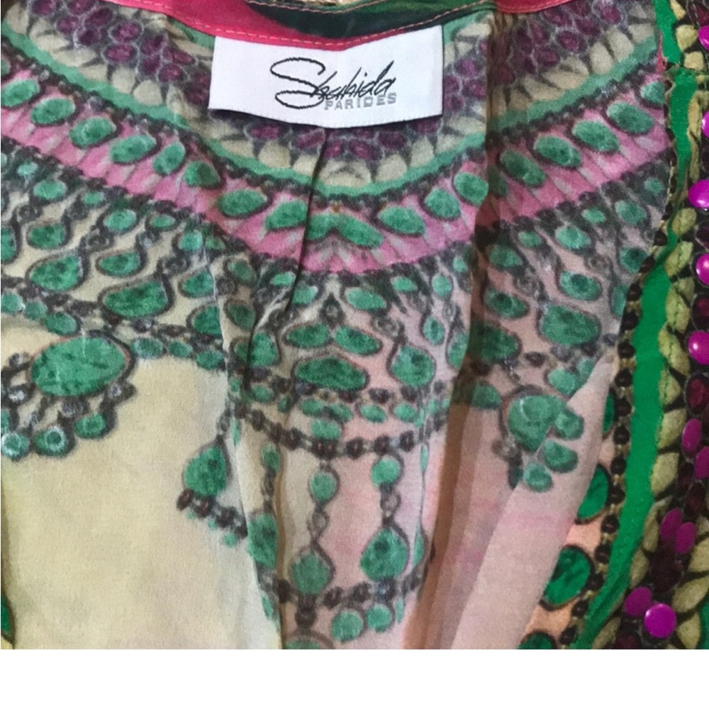 Shahida Parides TROPICAL PRINT SHORT
KAFTAN
SIZE: ONE SIZE (OS) - Picture 10 of 10